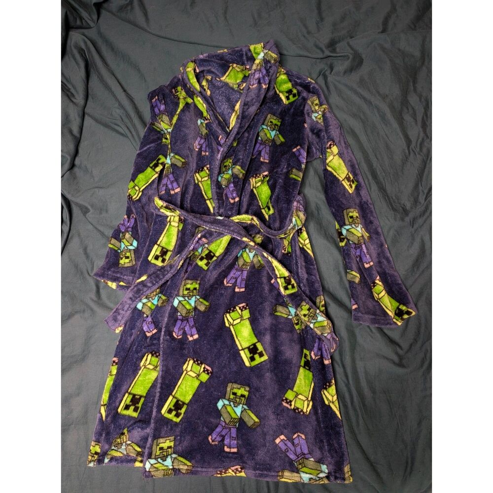 Minecraft bathrobe - Picture 1 of 3